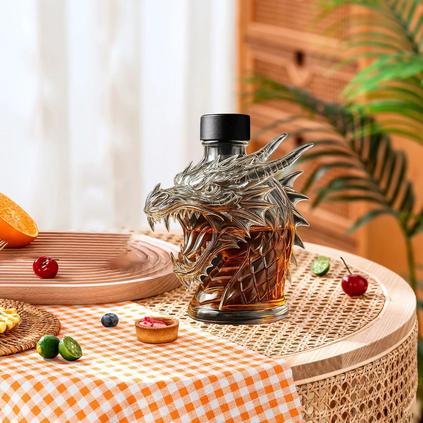 Glass Decanter Whiskey Bottle Transparent Dragon Animal Glass Whiskey Decanter Gift for Whisky Lover Men Dad Husband